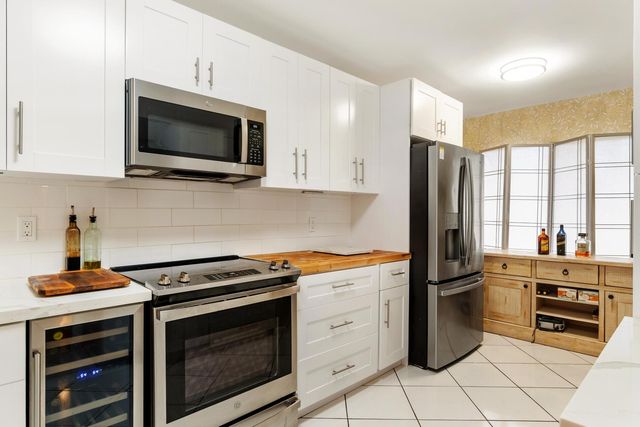 10110 CEDAR POINT Boulevard 104, Boynton Beach, FL 33437