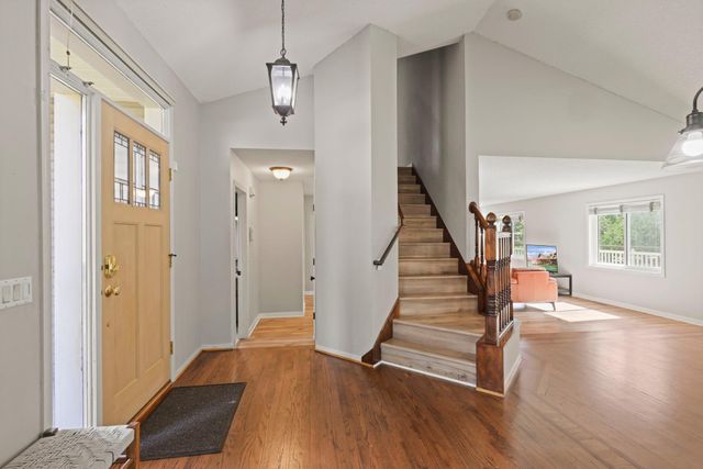 9214 161st Street W, Lakeville, MN 55044