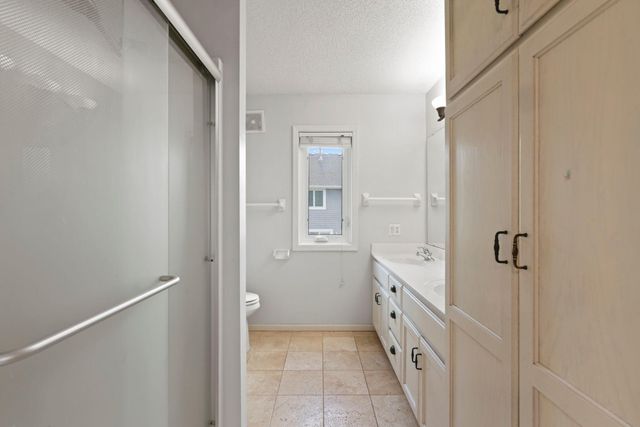9214 161st Street W, Lakeville, MN 55044