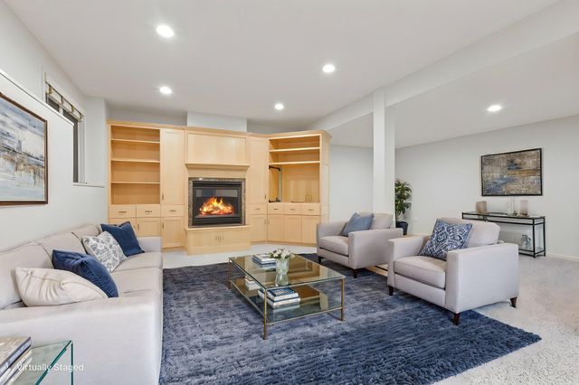 9214 161st Street W, Lakeville, MN 55044