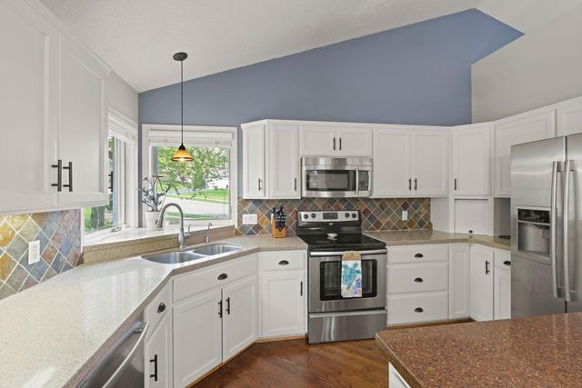 9214 161st Street W, Lakeville, MN 55044