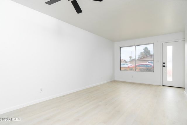 2444 E WILLETTA Street 4, Phoenix, AZ 85008