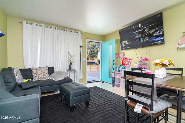 2444 E WILLETTA Street 4, Phoenix, AZ 85008