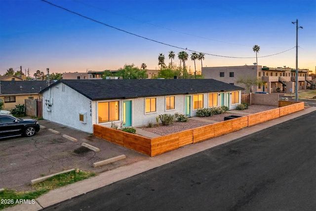 2444 E WILLETTA Street 4, Phoenix, AZ 85008
