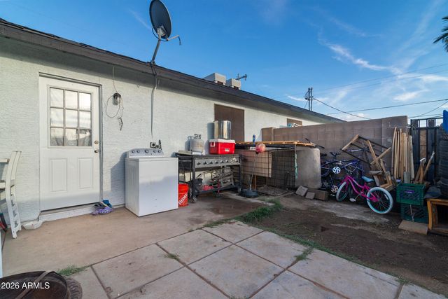 2444 E WILLETTA Street 4, Phoenix, AZ 85008