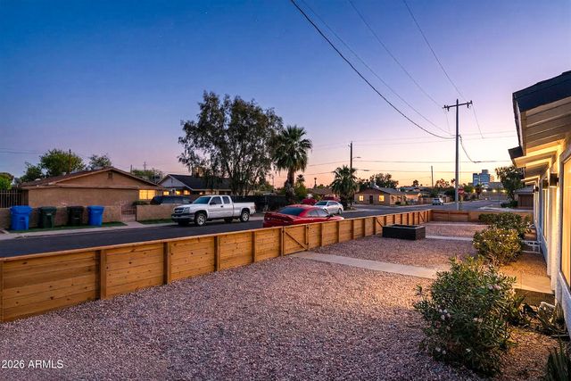 2444 E WILLETTA Street 4, Phoenix, AZ 85008