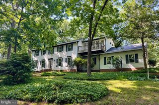 1132 SPRINGVALE RD, Great Falls, VA 22066