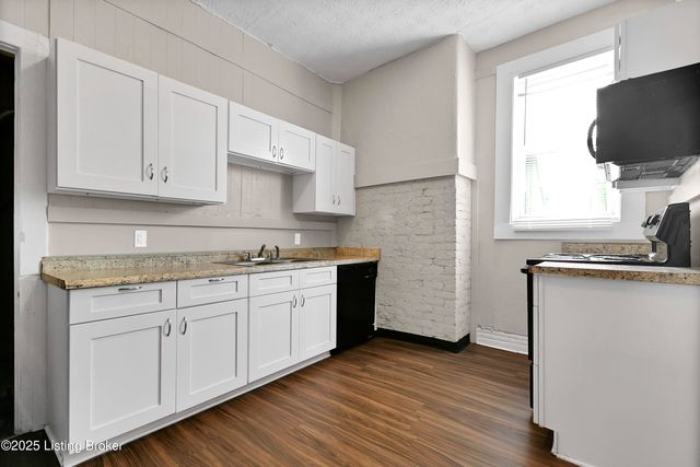 628 E Oak St, Louisville, KY 40203