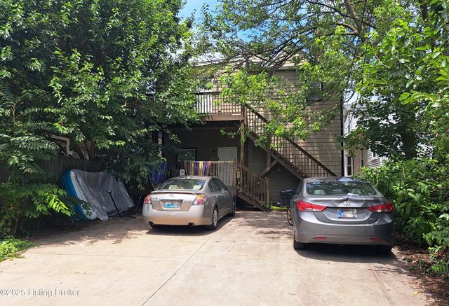 628 E Oak St, Louisville, KY 40203