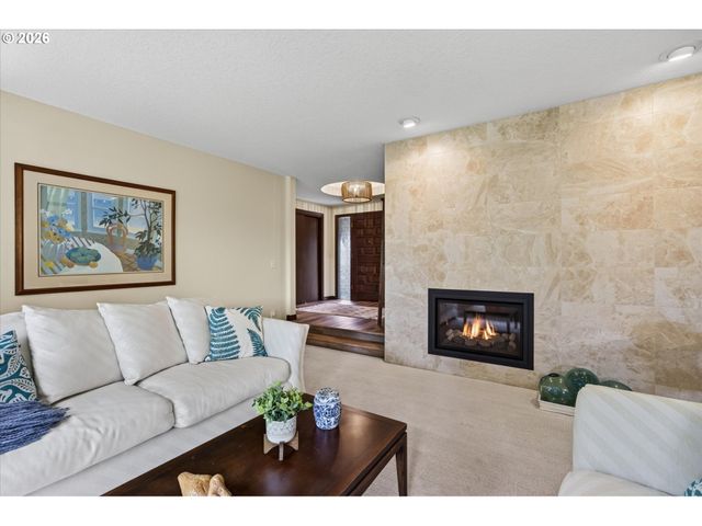 10780 NAVAJO Way, Oregon City, OR 97045