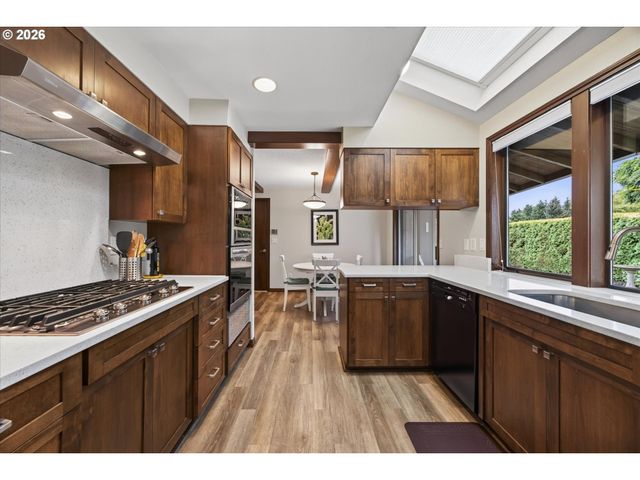 10780 NAVAJO Way, Oregon City, OR 97045