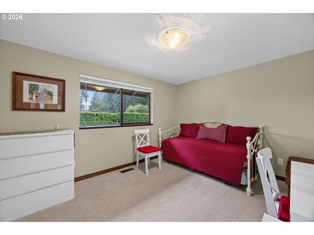 10780 NAVAJO Way, Oregon City, OR 97045