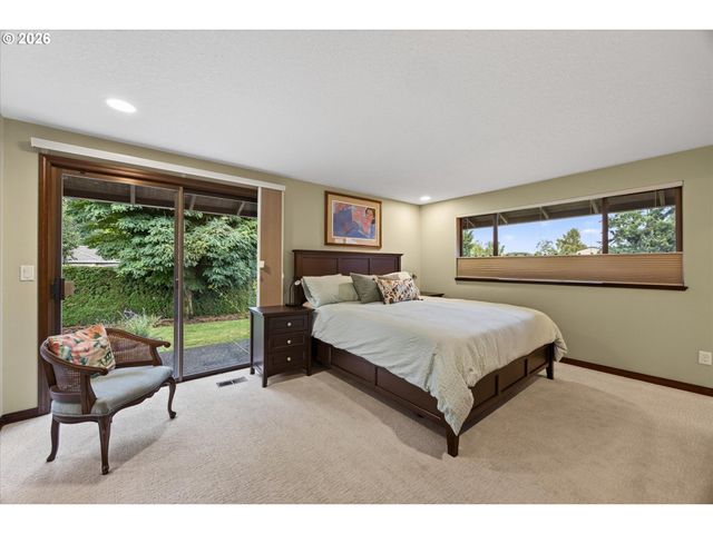 10780 NAVAJO Way, Oregon City, OR 97045