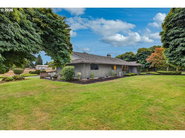 10780 NAVAJO Way, Oregon City, OR 97045