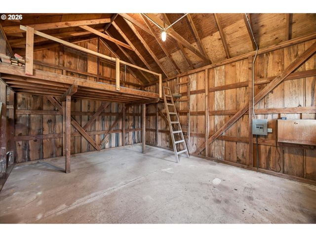 10780 NAVAJO Way, Oregon City, OR 97045