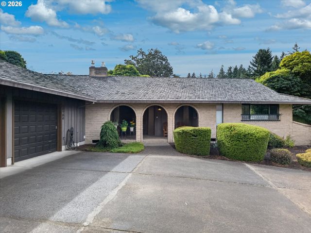 10780 NAVAJO Way, Oregon City, OR 97045