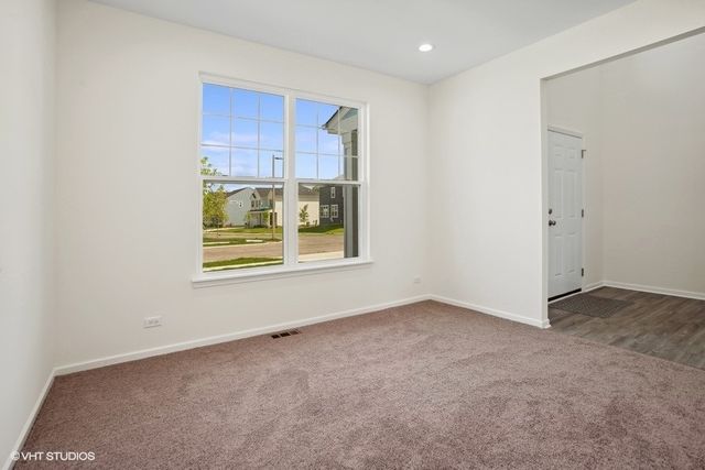 239 Stonington Drive, Bloomingdale, IL 60108