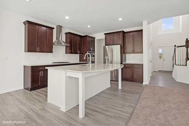 239 Stonington Drive, Bloomingdale, IL 60108