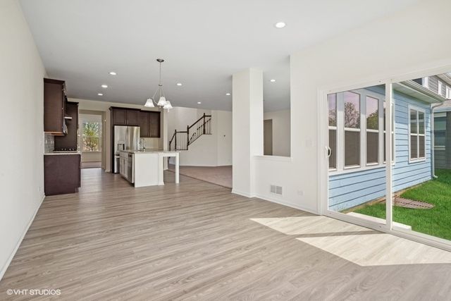 239 Stonington Drive, Bloomingdale, IL 60108