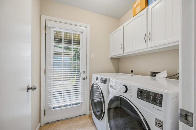 12107 Brighton Lane, Stafford, TX 77477