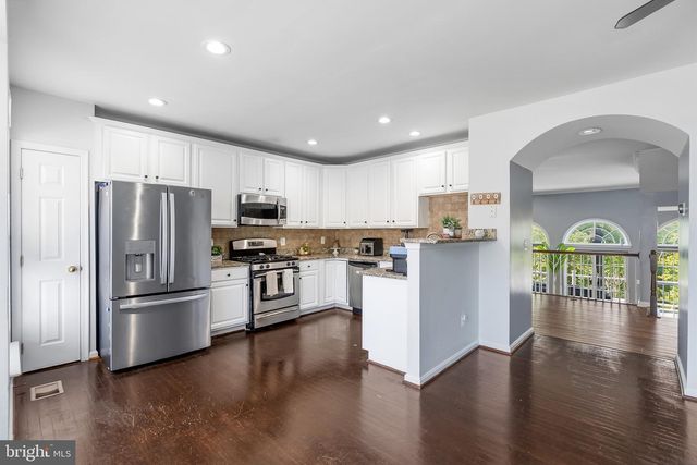 4309 STONE MOUNTAIN CT, Dumfries, VA 22025