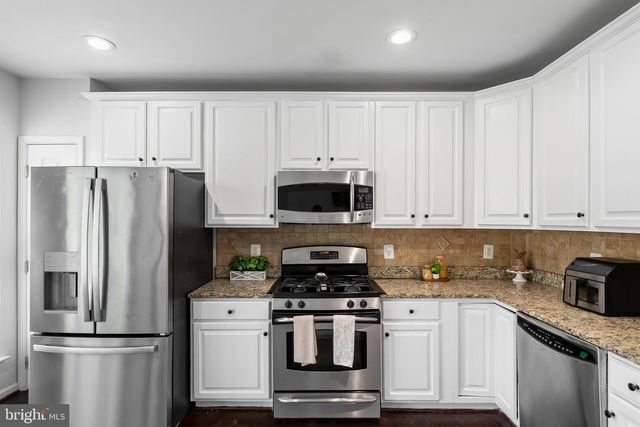 4309 STONE MOUNTAIN CT, Dumfries, VA 22025