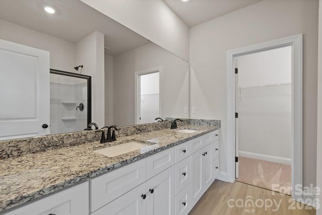 6505 Fairford Drive, Charlotte, NC 28215