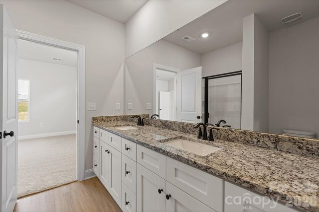 6505 Fairford Drive, Charlotte, NC 28215