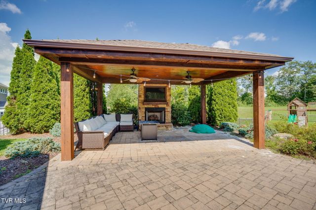 3017 Calton Hill, Kingsport, TN 37664