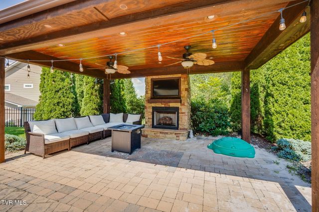 3017 Calton Hill, Kingsport, TN 37664