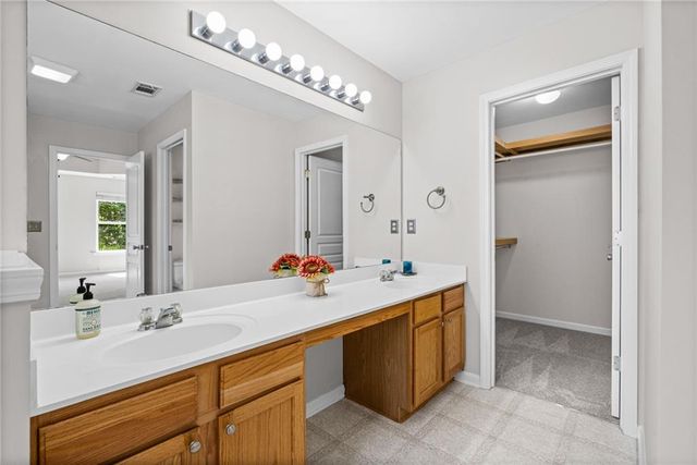 148 Hidden Lake Circle, Canton, GA 30114