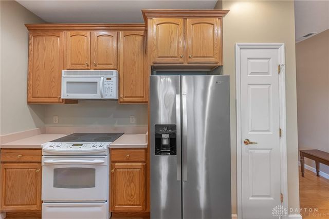 1453 Little Yankee Run, Centerville, OH 45458