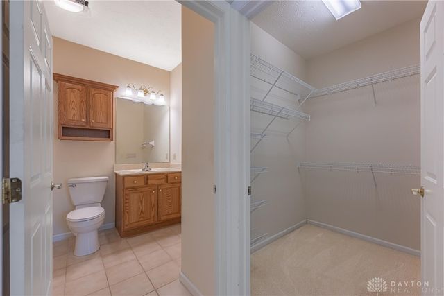 1453 Little Yankee Run, Centerville, OH 45458