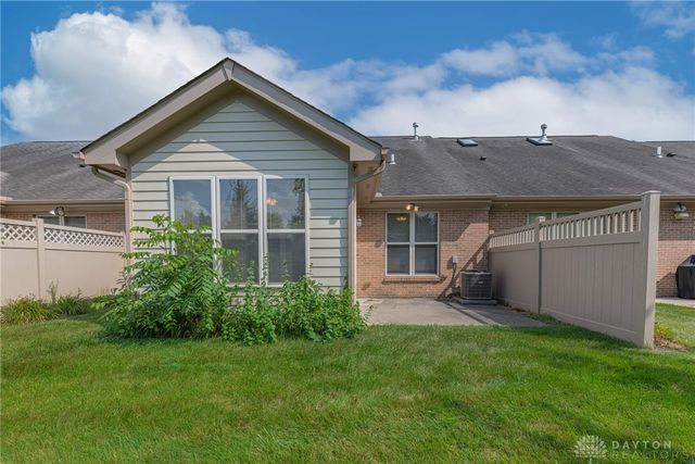 1453 Little Yankee Run, Centerville, OH 45458