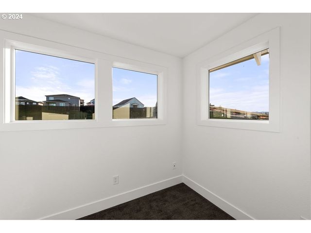 17007 Ne 82nd St, Vancouver, WA 98682