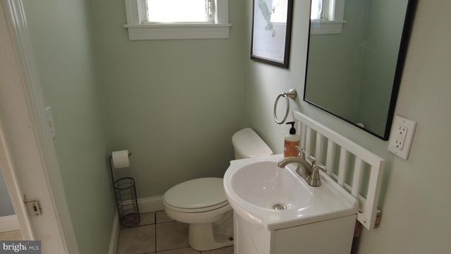 279 HERMITAGE ST, Philadelphia, PA 19127