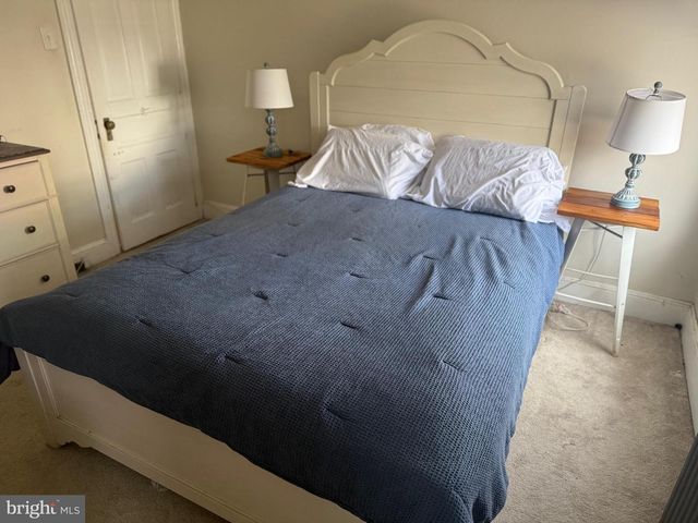 279 HERMITAGE ST, Philadelphia, PA 19127