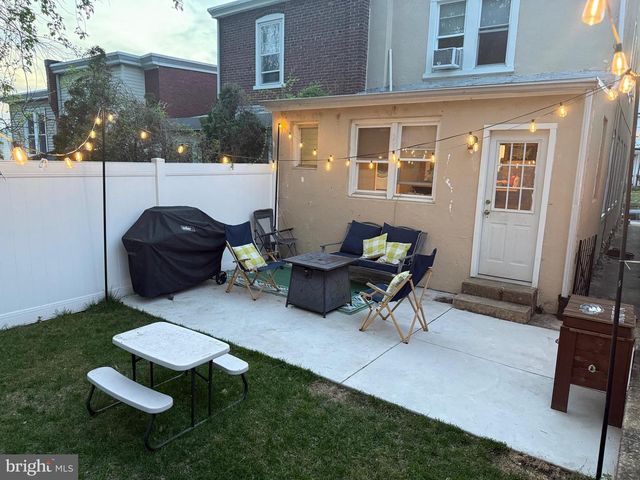 279 HERMITAGE ST, Philadelphia, PA 19127