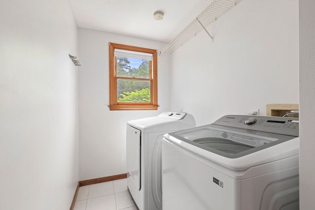 3 Quail Ln, Easton, MA 02334