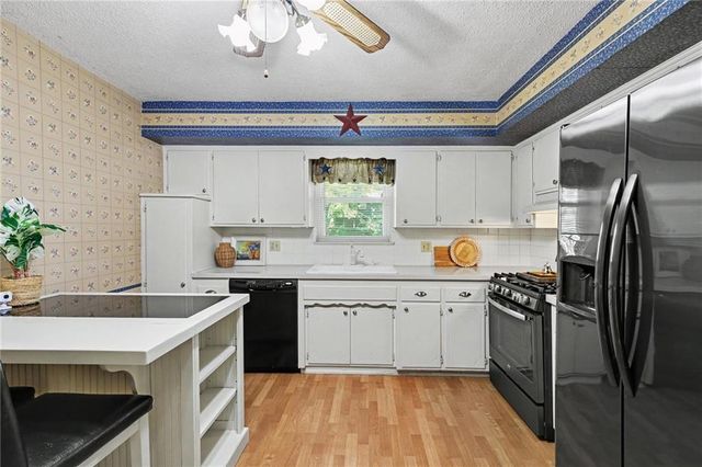 505 S Oscar Street, Olathe, KS 66061