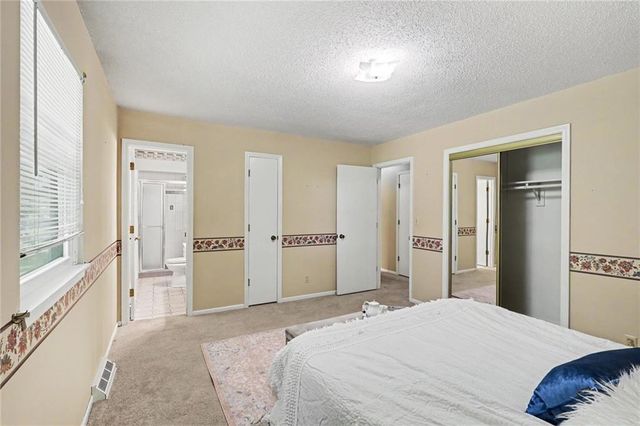 505 S Oscar Street, Olathe, KS 66061