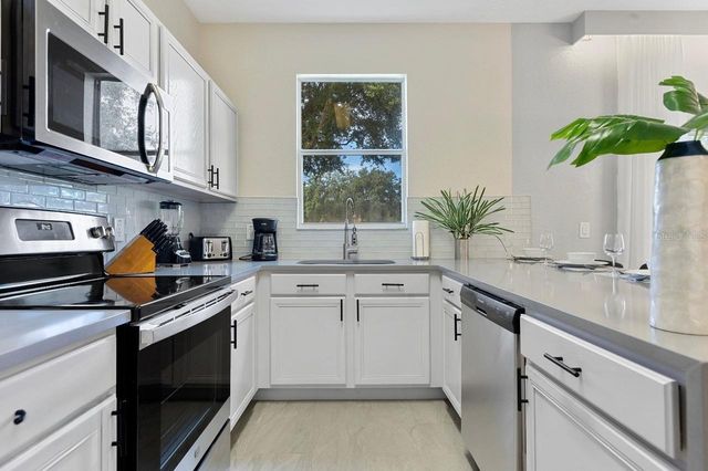 2725 CALABRIA AVENUE 2725, Davenport, FL 33897