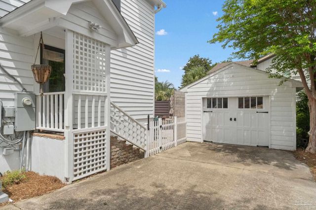 1902 E Strong St, Pensacola, FL 32501