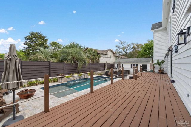 1902 E Strong St, Pensacola, FL 32501