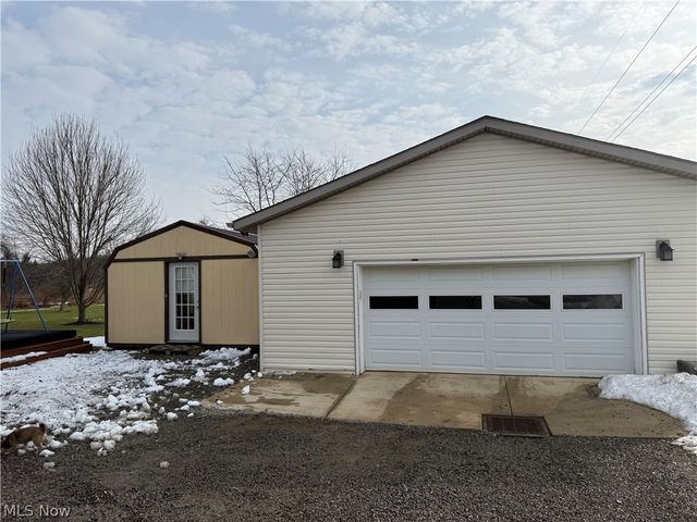 10200 Stamm Road, Mantua, OH 44255