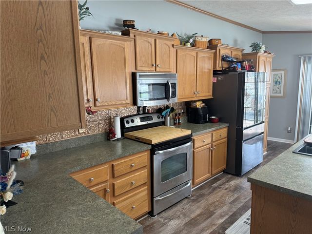 10200 Stamm Road, Mantua, OH 44255