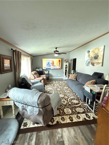 10200 Stamm Road, Mantua, OH 44255