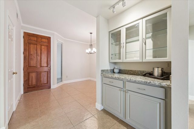 5220 Weslayan Street 109, Houston, TX 77005