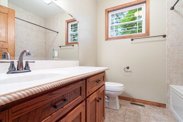 16 Judah Street, Eureka Springs, AR 72632