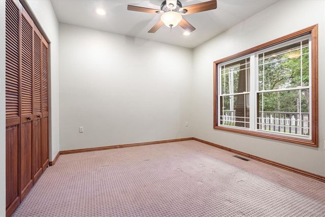 16 Judah Street, Eureka Springs, AR 72632